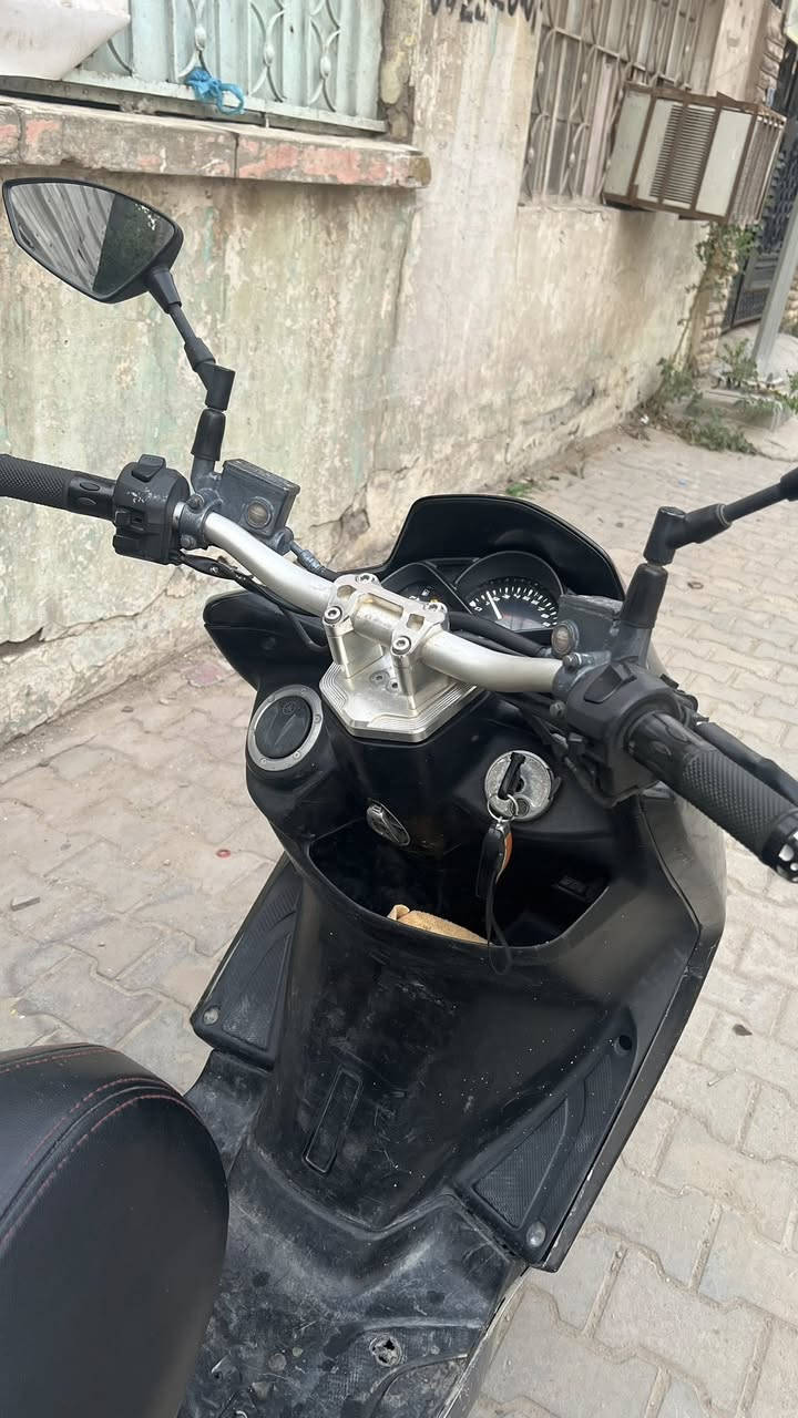 ماجسته اس بيها غراض رياضي ستيرن و بك لايت و دبل وصالنصه رياضي بلادي ياماها 

 سعرها مليون و٢٥٠  بيها مجال للشراي 

***********
