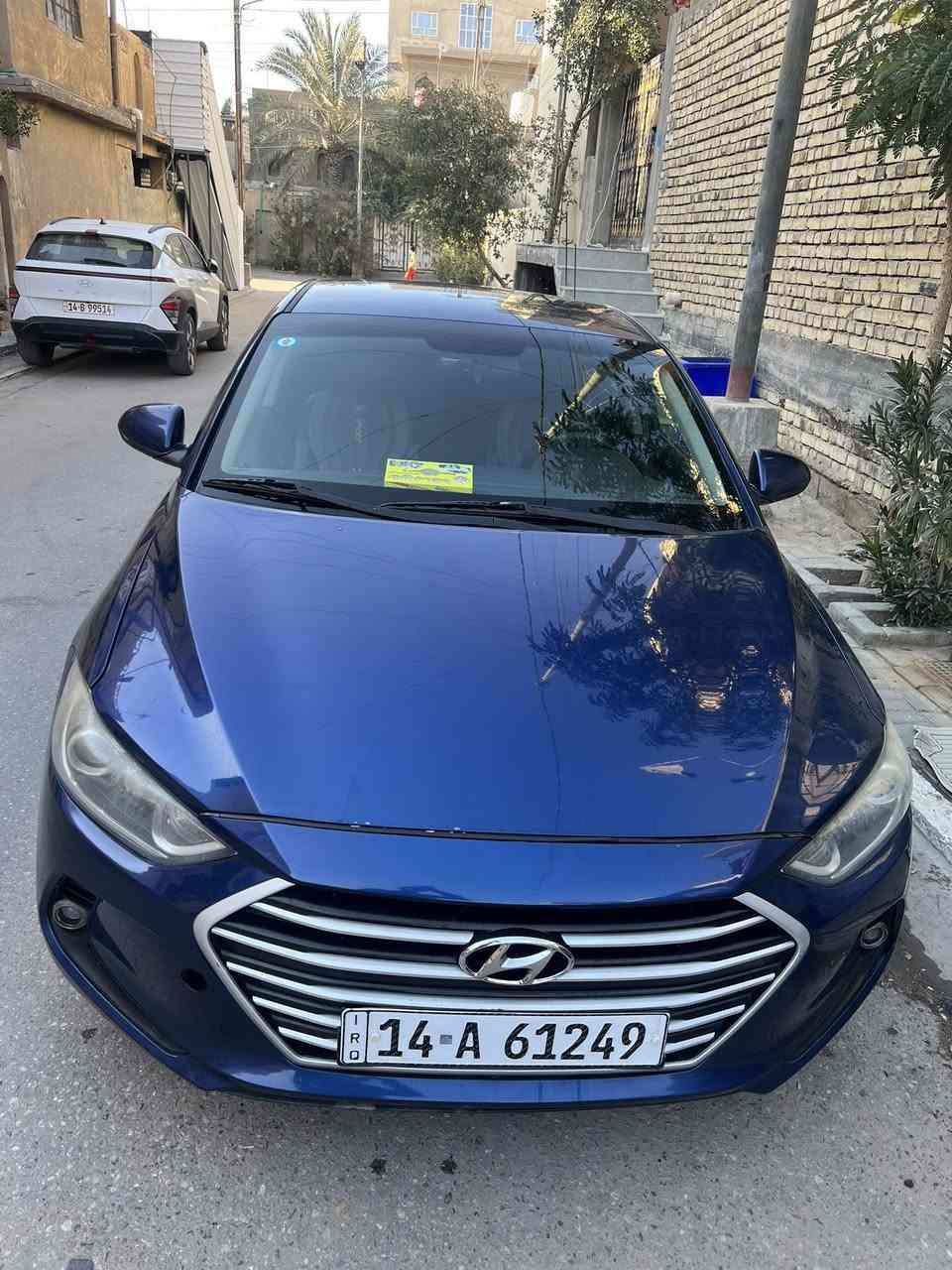 االنترا 17امريكي لون تويتي باسمي بس بيه بعض ملاحضات سياره حادثه دعاميه امامي فقط وبيه كلير من امريكا وبيه بارد فقط سياره على ايدي وكفاله محرك وكير محرك الفين دوش سعر سياره 130 وبيه مجال رجائن ماعجبك سعر لاتكسر بحلال العالم 
***********
