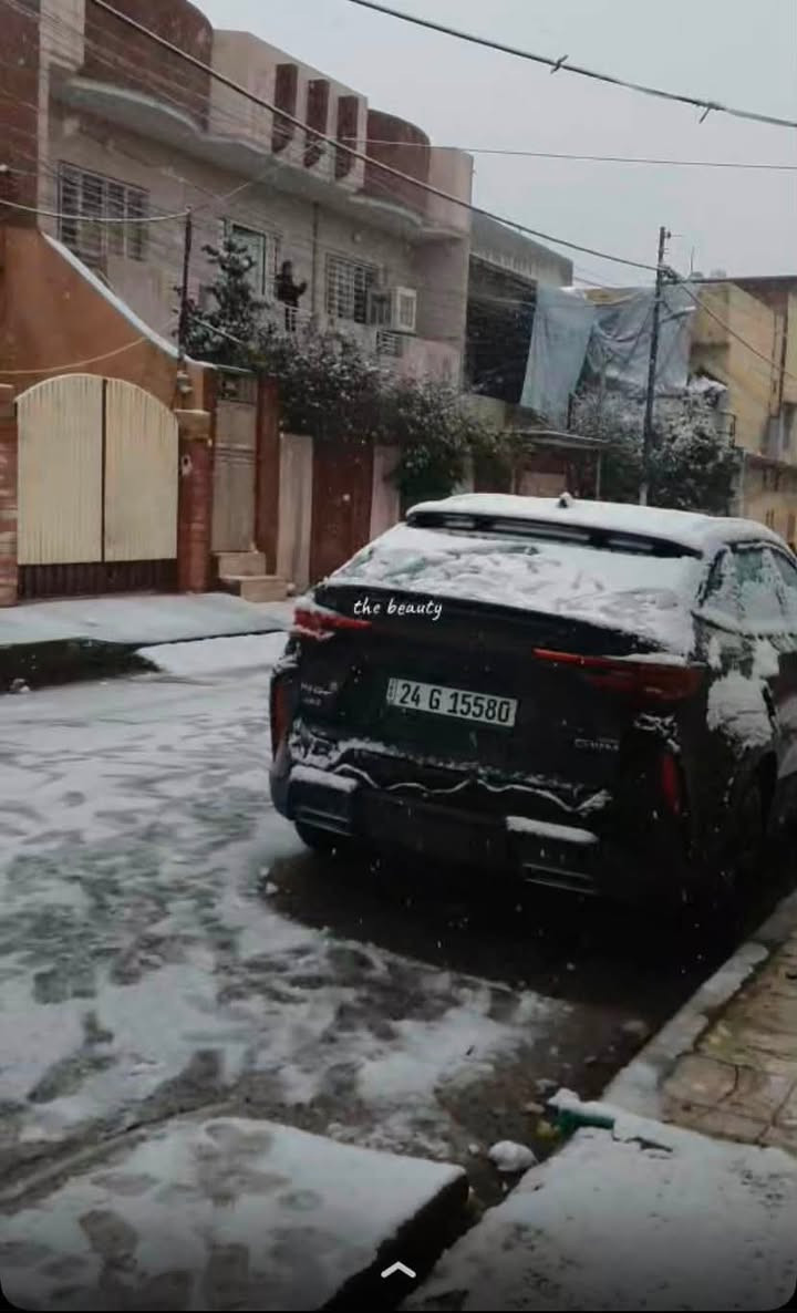 �
* الممشى: 14,000 كم فقط
* اللون: أسود
* لوحة دهوك
* الموقع: الموصل
* تبريد ثلج ❄️
* الحالة: نظيفة جدًا، استخدام شخصي، بحالة الوكالة. 
‏—داخل الضمان 1000.000kilo

المواصفات:

* محرك 2.0 لتر تيربو
* قوة 201–207 حصان
* عزم 325 نيوتن.م
* قير أوتوماتيك 7 سرعات DCT
* دفع رباعي AWD
* 7 أوضاع قيادة
* شاشة وسطية 12.3 إنج
* عدادات رقمية
* كاميرات 360°
* فتحة بانوراما
* شحن لاسلكي
* Apple CarPlay وAndroid Auto
* تشغيل بصمة ودخول ذكي
* باب خلفي كهربائي
* مثبت سرعة راداري متكيف (ACC)
* تحذير النقطة العمياء
* المحافظة على المسار
* فرامل طوارئ أوتوماتيكية
* حساسات أمامية وخلفية
* جنوط رياضية LED

📞 للتواصل: ***********
