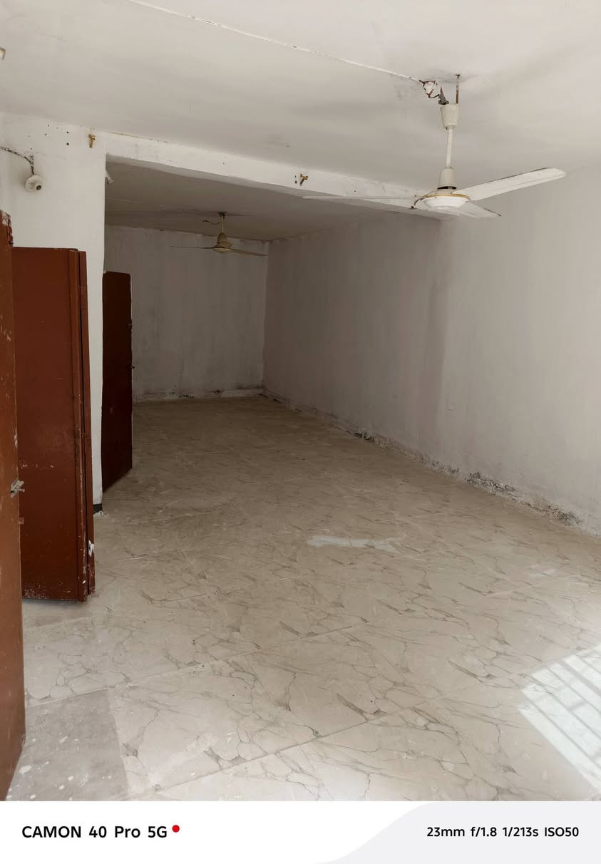 دار للبيع قرب الامام  موقع مميز وتجاري طابو صرف ١٢٠ متر 
التفاصيل داخل الفيديوا 

التواصل 

***********
