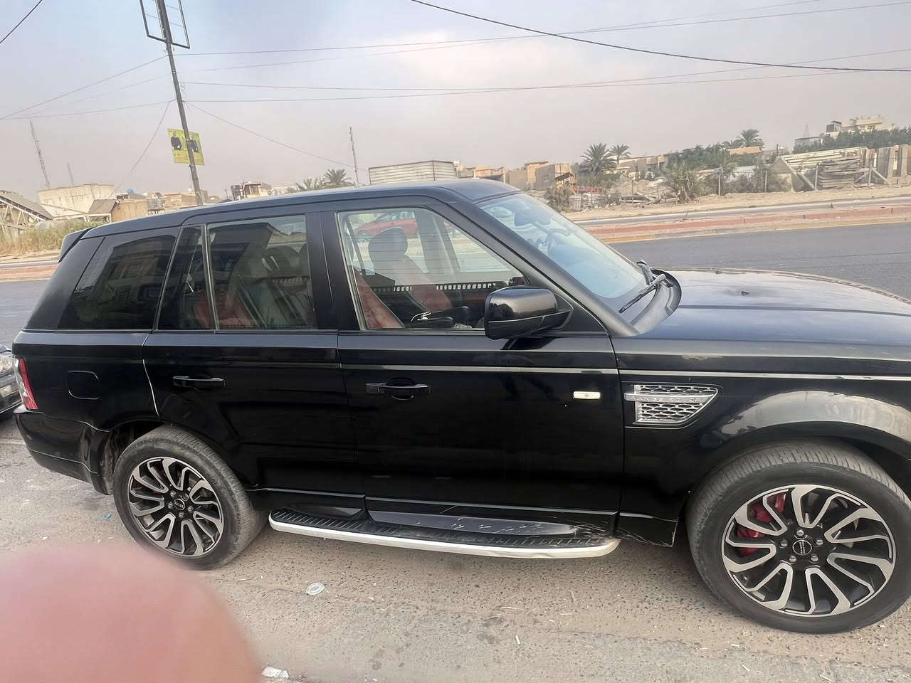 رانج روفر 2013 خليجي وكالة سردار
للمراوس بسورنتو نضيفة
————— 
كفاله عامة بدون لاصبغ ولا تبديل ولا بارد 
—————
محرك 8 سلندر سوبر / كير محرك مكفولات 
—————
جكات تصعيد وتنزل/ انارة ترحيب /خزن ميموري / 
————————
بصمة تشغيل ابواب بصمة + صندوق شفط 
—————
داخل احمر / داخل احمر / فتحة سقف 
—————
ثنين كشن كهرباء/  ستيرن كهرباء 
———-
مري جانبية متحرك + هيتر 
———-

———
عنوان بغداد / الدورة ***********
