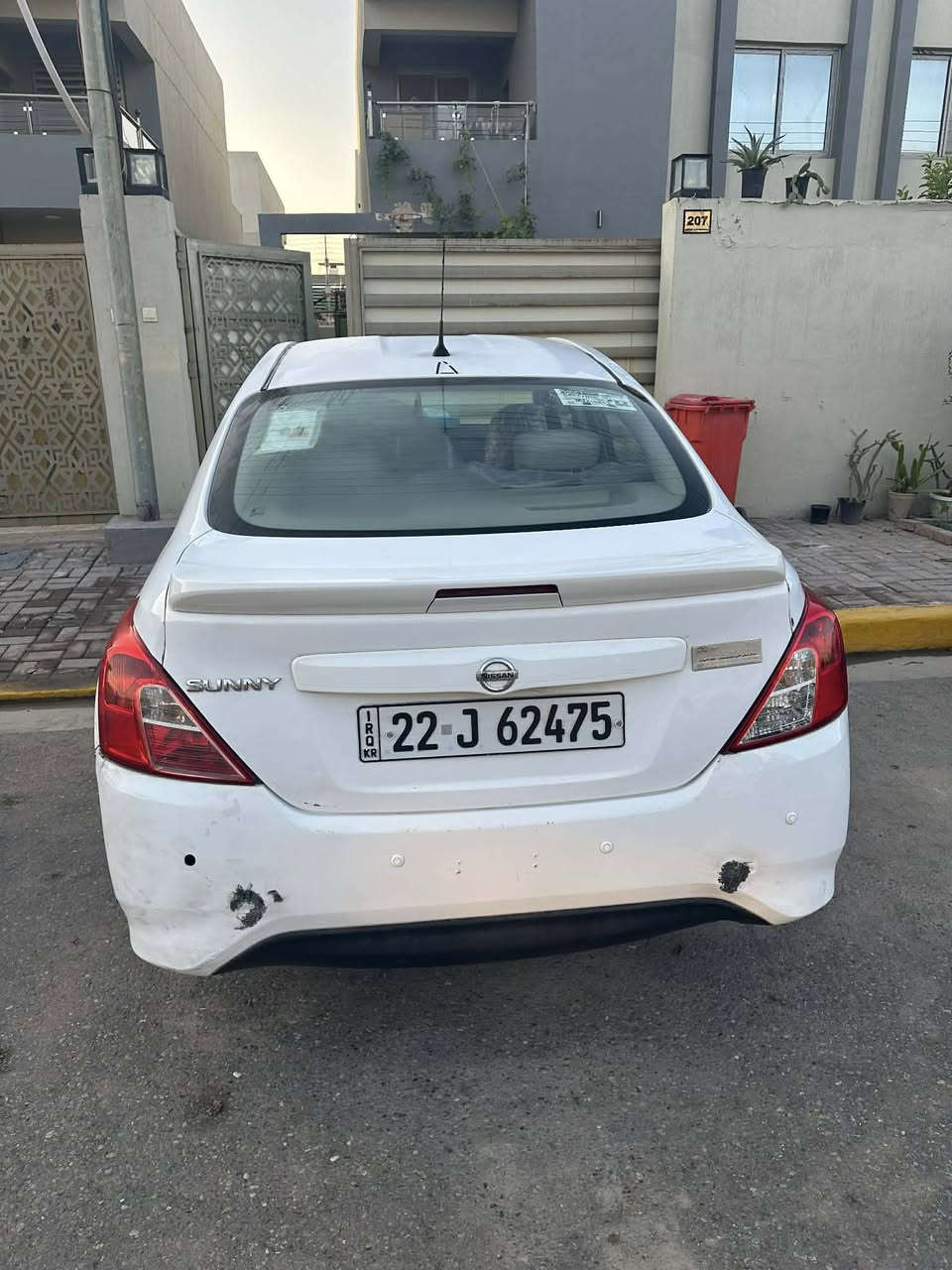 سني 21 
بدون حادث 
سياره با اسمي ثاني يرم احولك 
***********
كرخ -حي خضراء
