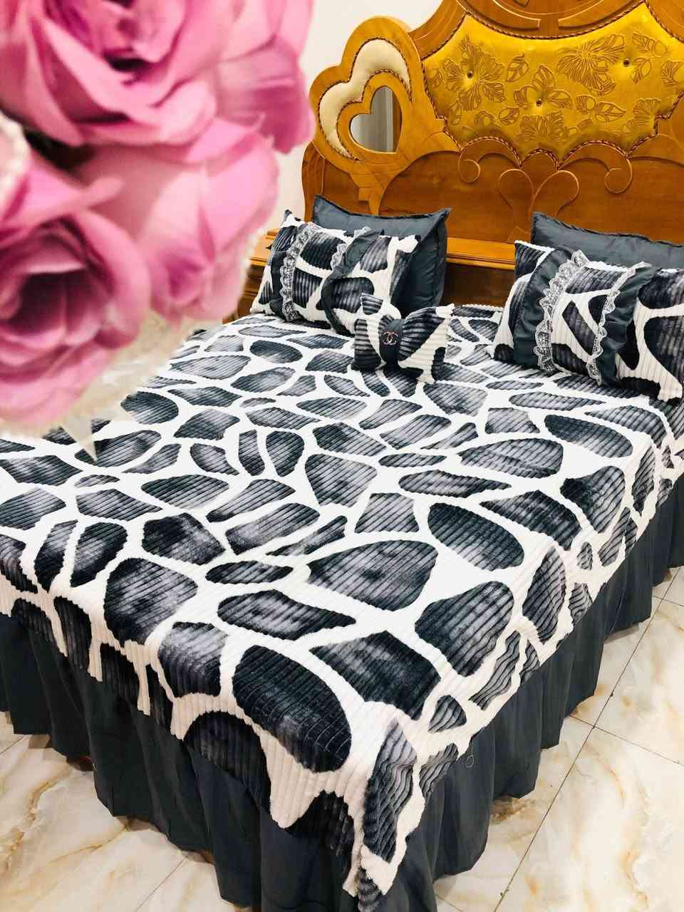 فرشه نفرين خاولي شتائي
٤ وجوه مخاد وكوشه فيونكه
🤍🖤
السعر ١٥
يوجد خدمه توصيل محافظات🚗
@إشارة


**إذا كنت صاحب هذا الإعلان وتريد حذفه لأي سبب، رجاءا أرسل رسالة إلى الدعم الفني**