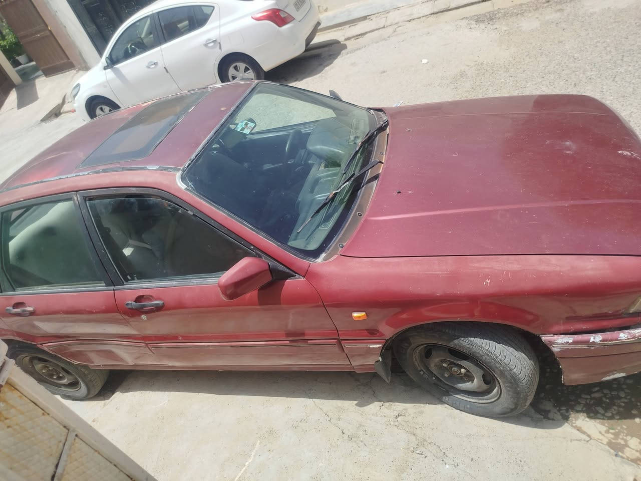 مسته ر بؤشي كلاند 1991 
وكالة موجود ساحب السنوية مات بس وكالة.. 
سعر 25 ورقة 
بشرط كير و مكينة...
***********
***********
