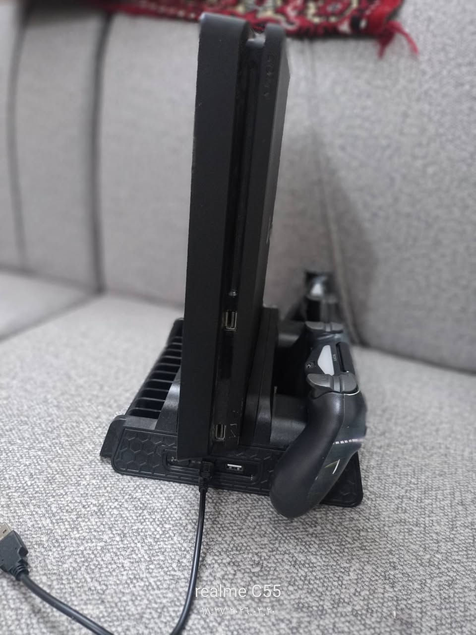 سلام عليكم شباب جهاز بلي ستيشن 4مهكر جهاز نضيف نفس ما جاي تشوفون بل صوره الجهاز ما داخل تصليح 
الذاكره 500
جوستكات العدد 2
معه براد للجهاز 
السعر 300
***********
متواجد وتساب
