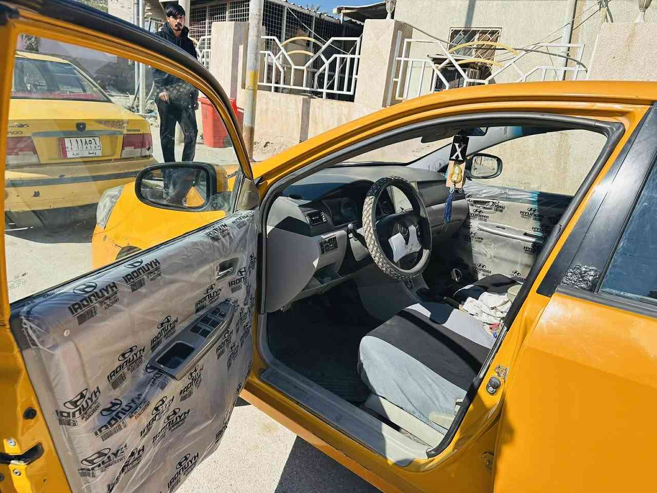 جيلي موبل 2013  مكفوله كفاله عامه كير مكينه ماعد الخياسات ملكطات  رقم بغداد انكليزي بسمي السياره جاهزه من كلشي السعر 42 وبيه مجال  مكلف بنشر. رقم مالك السياره ‭0781 811 5450‬
