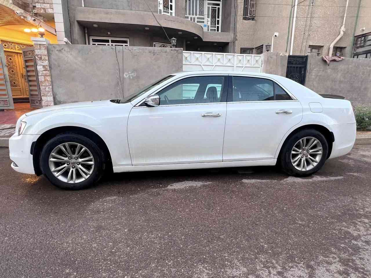 السلام وعليكم للبيع فقط موديل 18 فول مواصفات رادار اشايربلمري كشنات تدفئة تبريد وخزن حادث جاملغ امامي فقط بدون ايرباك وبلعراق جاملغ خلفي صبغ وبيهة مكان بارد السعر 215 وبيهة مجال مكان بغداد ***********
