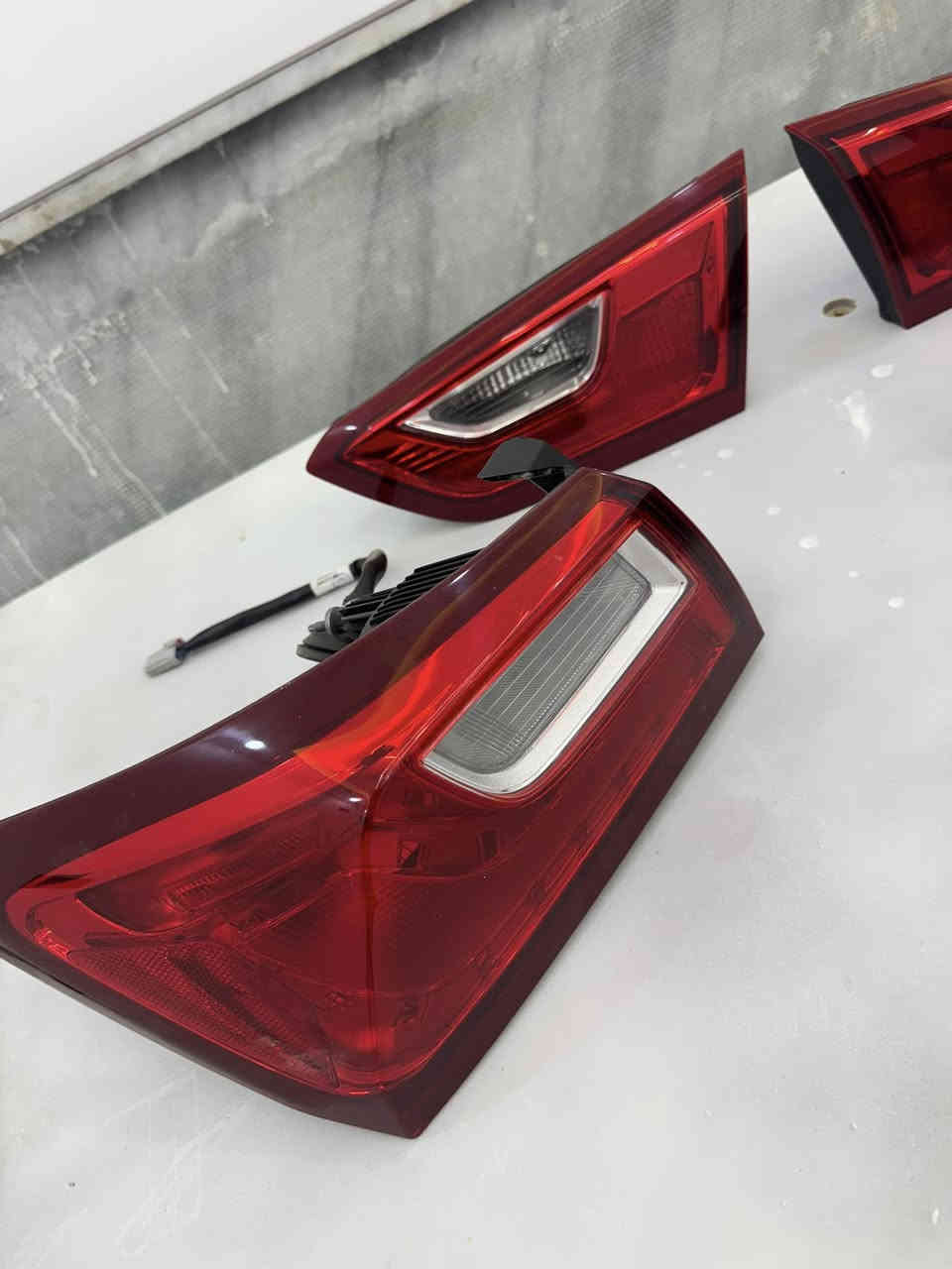 طخم بك لايت اصلي مال تفليش ماليبو 2023  يتوفر توصيل جميع المحافظات ***********
