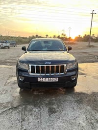 جيب شيروكي موديل 2012 ماشيه 200 كير مكينه حداديه 100 بل 100 سياره مال ...