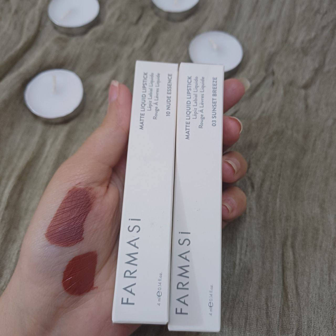 هذه مجموعة من أحمر الشفاه السائل المطفي من فارماسي (Farmasi Matte Liquid Lipstick). 
تأتي المجموعة في عبوة تحتوي على 12 قطعة.
تتميز بتركيبة غنية بالألوان وتدوم طويلاً دون أن تتسرب أو تنتقل.
القوام كريمي ينساب بسلاسة عند التطبيق.
تحتوي على مكونات مرطبة مثل زيت الأفوكادو وفيتامين E.

الفارمسي 🔥🔥🔥
12 لون

قطعة / 12


**إذا كنت صاحب هذا الإعلان وتريد حذفه لأي سبب، رجاءا أرسل رسالة إلى الدعم الفني**