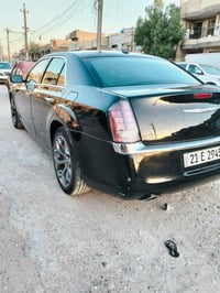 اوباما 2012 السياره داخله كلين وصار بيها هنا بالعراق داير مال جاملغ شب...