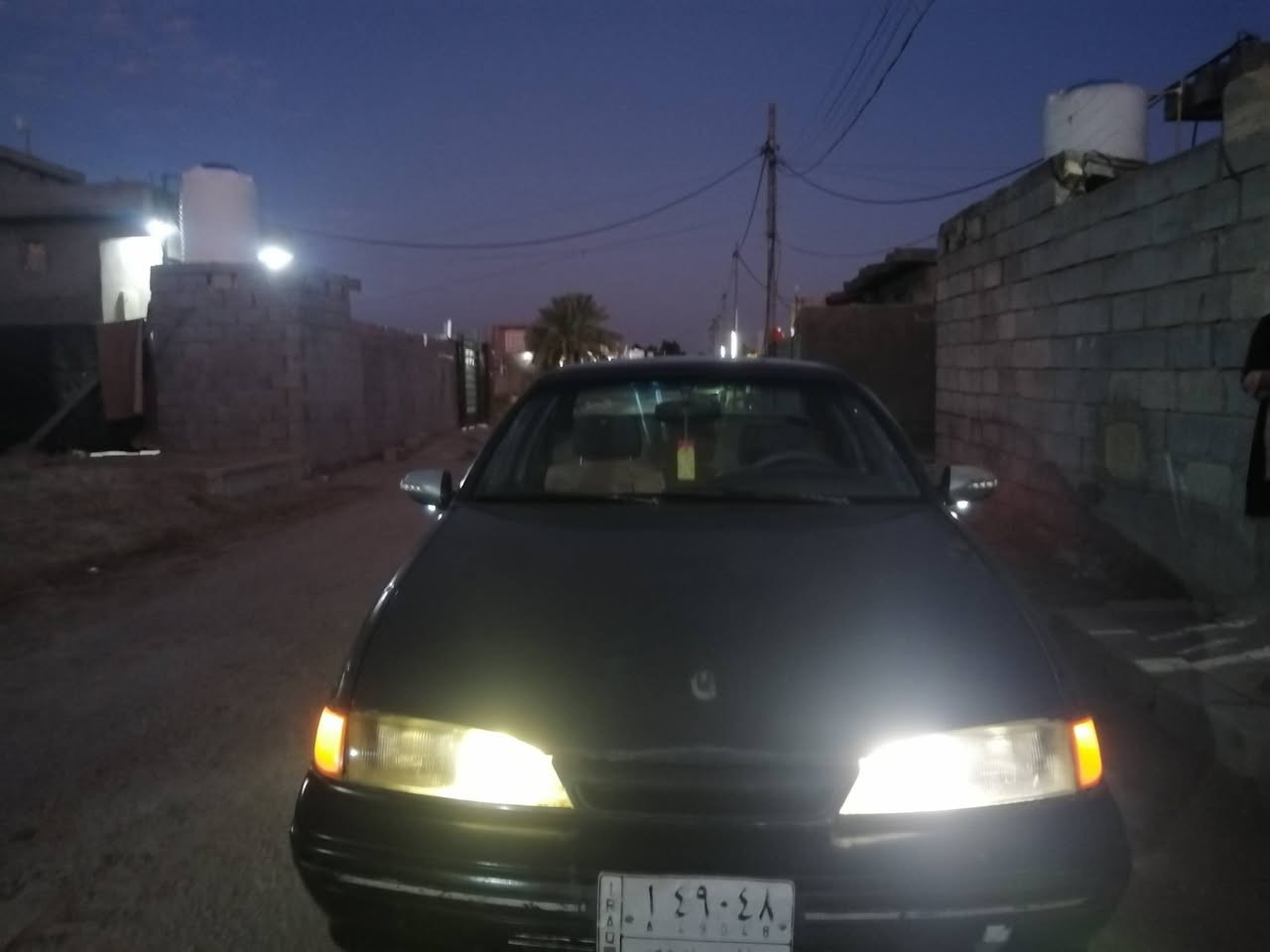 السلام عليكم ورحمة الله وبركاته
للبيع موديل ٩٣ كير عادي سياره جاهزه خي من الله
السعر ٢٨ والجناي يدلل
المكان بابل جبله
الاتصال على الرقم ***********
