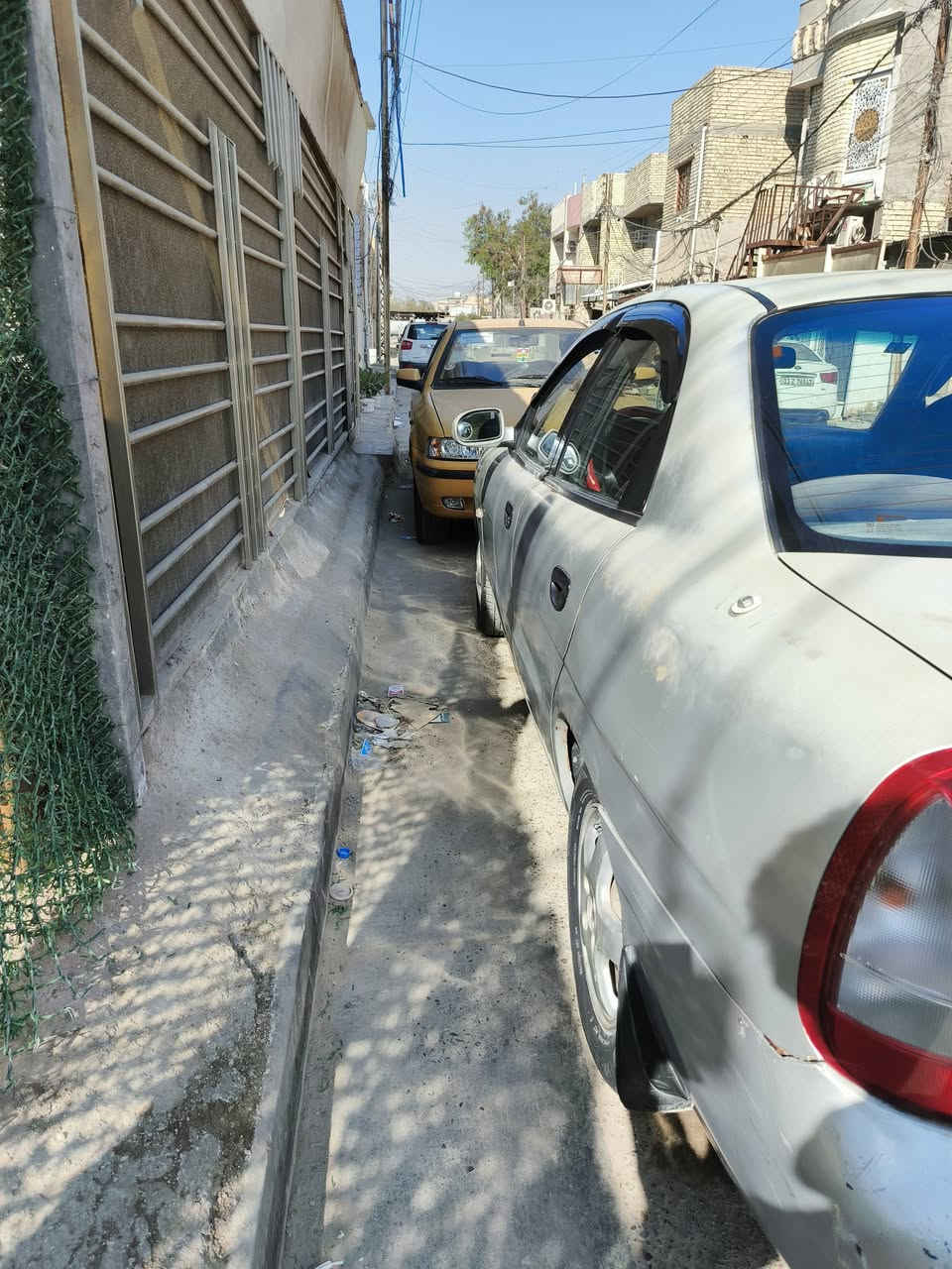 السلام عليكم سياره نوبرا ١ موديل ٩٧ سياره بلاديه بدون ضربه صبغهه جارد محرك ١٦٠٠ المرغوب كير اوتو حاويه قبل ٧ أشهر شاده تخم تاير صدر أمامي وخلفي نظيف السعر ٤٠ ورقه وبيهه مجال بسيط سنويه ٢٠٣٠ رقم انكليزي عنوان بياع رقم الهاتف ***********
