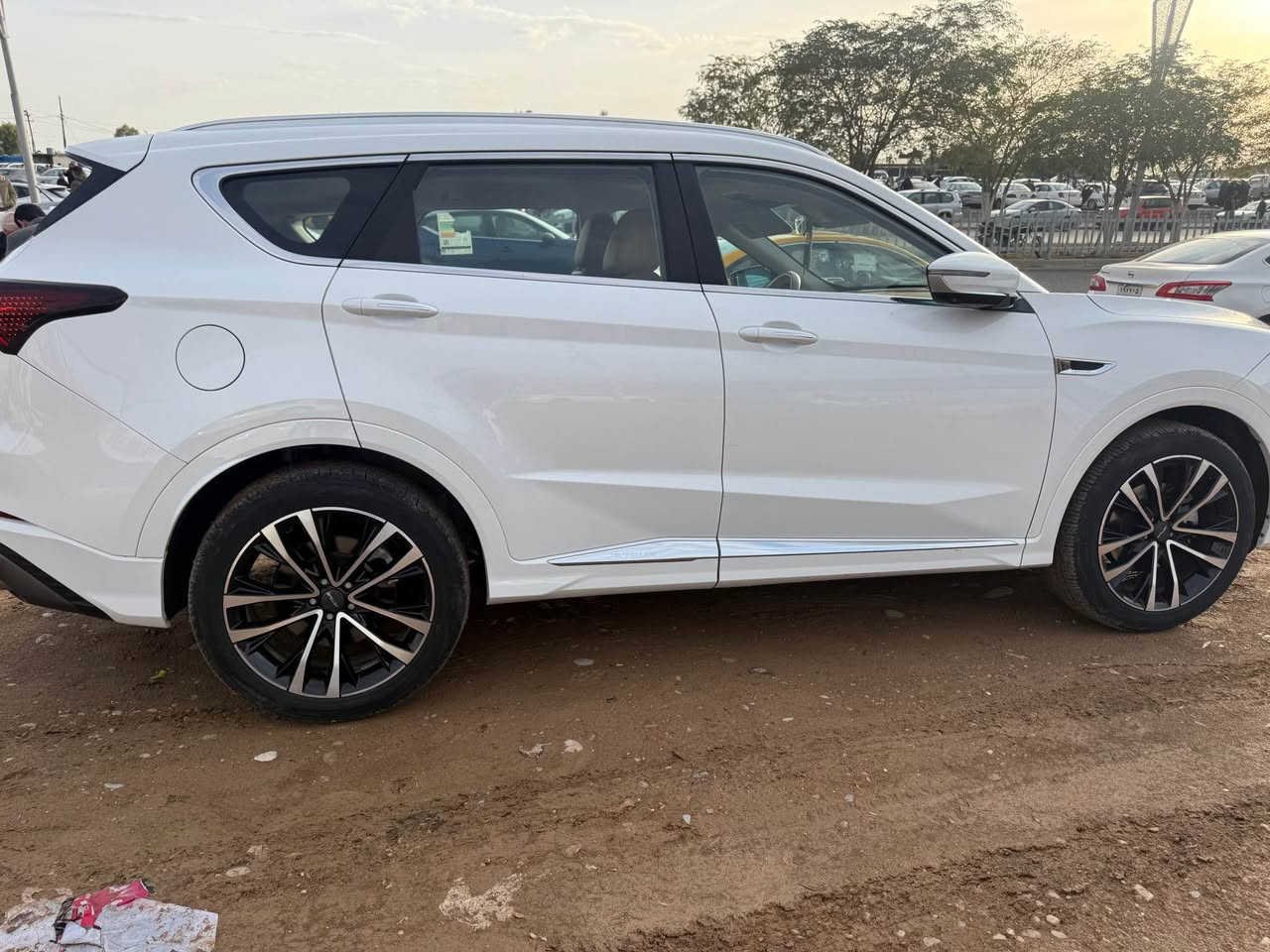 جيتور x70 لكجري موديل ٢٠٢٤ باسمي وبيها بطاقه بنزين فول مواصفات ماشي ٤٠٠٠٠ بي تعديل ٤ اصابع فقط والباقي مكفول رقم كركوك موبايل *********** كركوك, العراق
