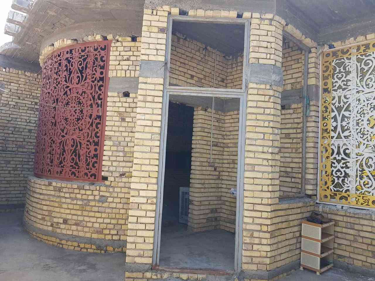 سلام وعليكم دار البيع المساحه 200 متر طابو صرف غرف 2 وصاله كبيره ومطبخ مناور 2 دوانية مغاسل داخليه وخارجيه البناء حديث طابوق رباط كونكريت وسقف كونكريت العنوان سوق الشيوخ حي العسكري شارع المستوصف قرب مجمع علاء الحمداني


**إذا كنت صاحب هذا الإعلان وتريد حذفه لأي سبب، رجاءا أرسل رسالة إلى الدعم الفني**