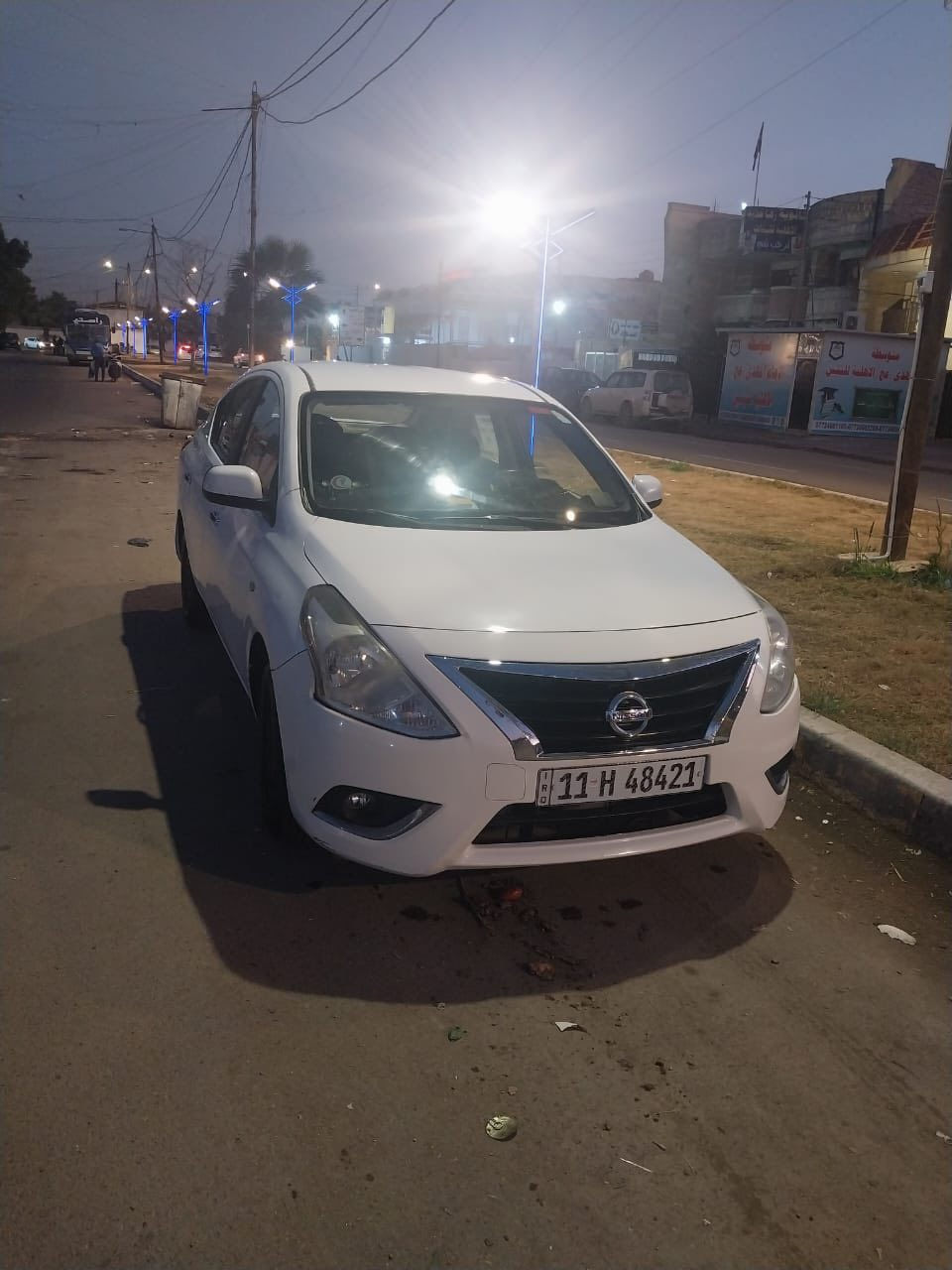 سلام عليكم  نيسان صني موديل 20 بغداد رقم جديد بسمي كلشي موضح بسونار ومرفق مع صور كير مكينه تبريد حداديه كله بشرط تخم تاير سياره خير من الله وبلعافيه علياخذها سعر 95 وبي مجال مكاني بغداد حي البنوك  شراي يتصل ***********
