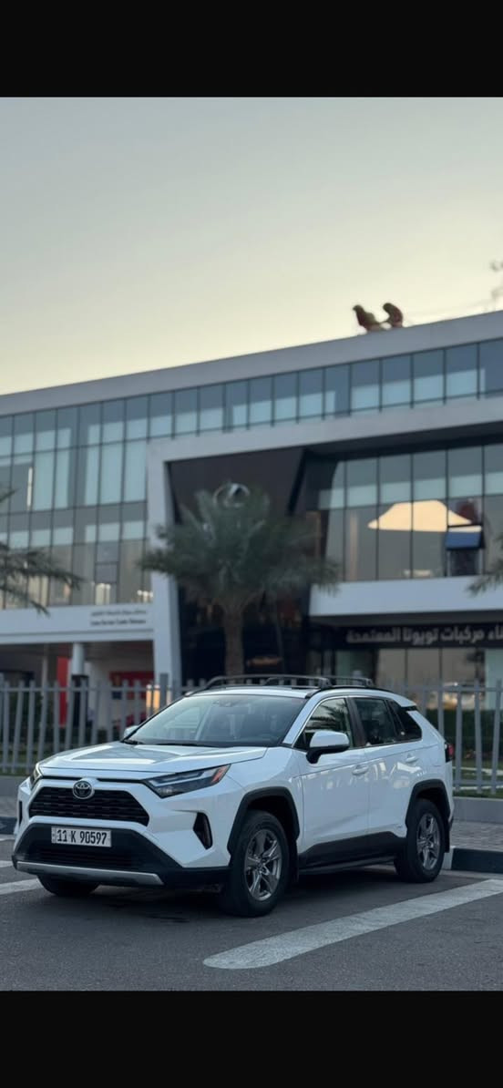 السلام عليكم راف فور للبيع فول مواصفات موديل 2024حادث السياره بنيد مبدل وجاملغ بي بارد 
السياره كلش حلوه 
عنوان السياره بغداد دوره 
الاستفسار ***********
