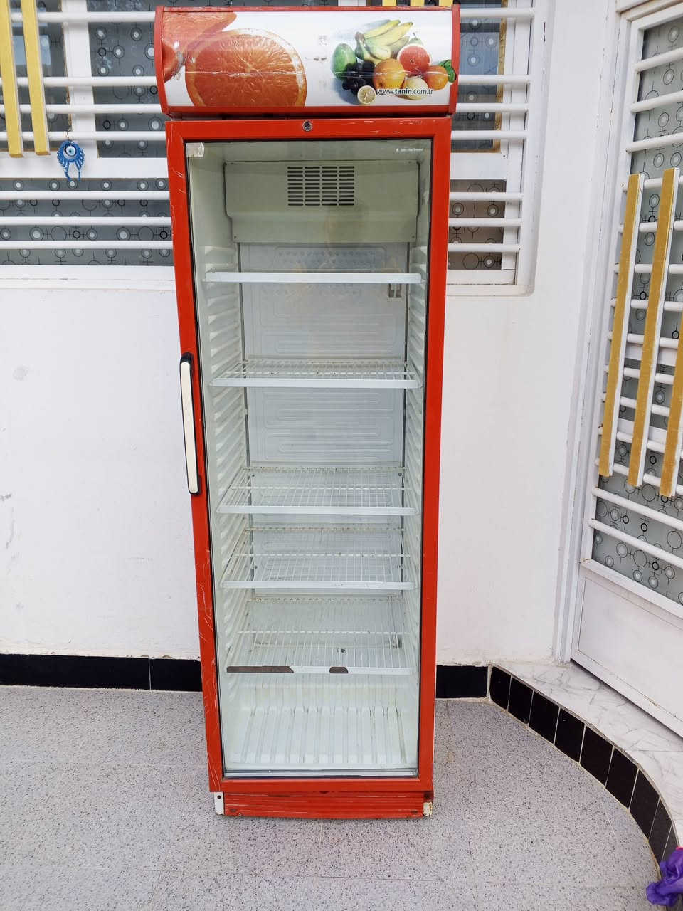 عارظه محل اخت الجديده شغاله فول نوعيه اصليه سعر 250 بعقوبه ***********
