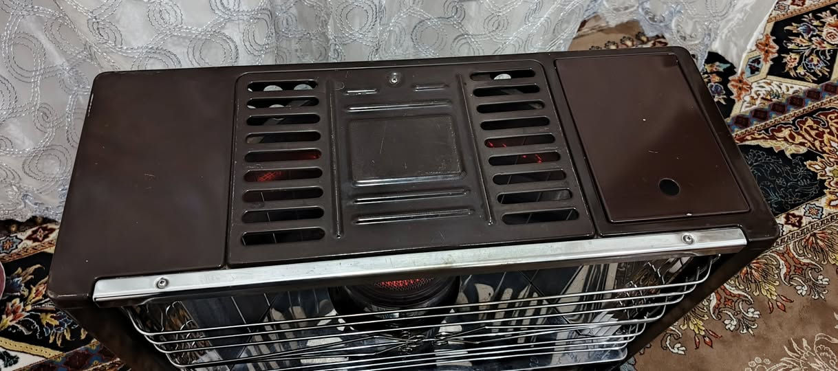 صوبه كرونه ياباني للبيع أخت الجديده مثل ما
اموضح بل صوره سعر ٢٠٠ ***********
