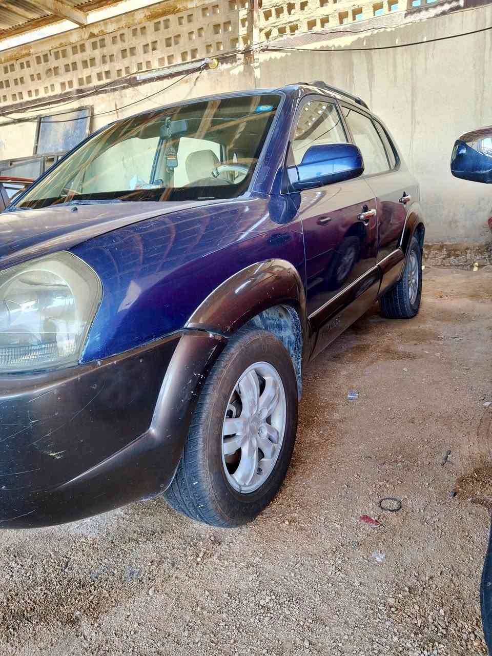 سلام عليكم
البيع

توسان 

مديل 2007

السياره ما نقصه اي شي 

من مكينه وكير حداديه

تخم تاير جديد

تبريد ثلج ما شاءلله

السياره وضع الشركه 

اليوجد ضرر ما عده 

بوجه الجاملغ لامامي شي بصيط واذا تشتري تجي تفحص وتقتنع يله ابيع 

ما نقطه برخي 

مدور ثانيوم مالك موجود وعندي وكاله عامه 

والسنويه مجدده الغايت 28 

عنوان المثنئ الرميثه 

السعر 105 وبه مجال 

***********

