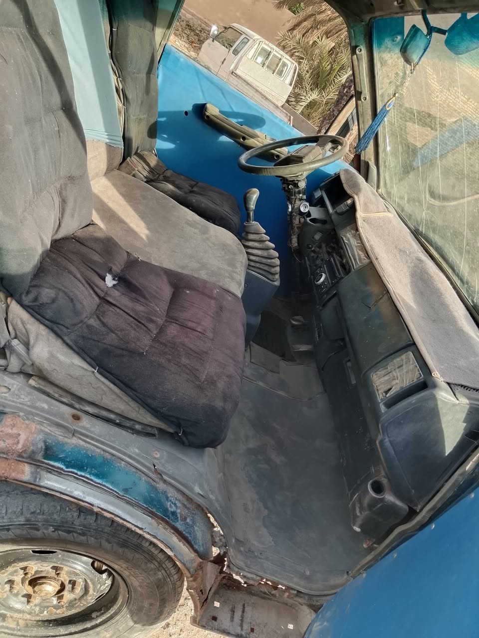 للبيع كيا بستا موديل 94 رقم بابل سياره جاهز من كير مكينه حداديه تخم تاير شواصي خير من الله مالكه شرعي بسماوه مطلوبه هيئه وغرامات 800 الف وره الي يشتري مكان سياره حله السعر 14 ورقه الاتصال ***********
