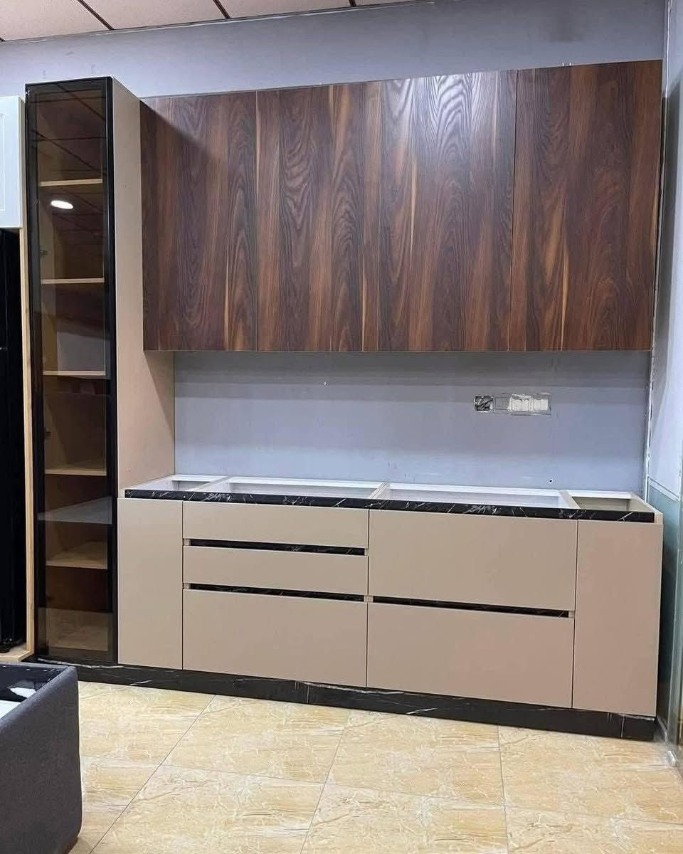 #تحطيم الاسعار🔥🔥
(يقدم الكم معمل ابو صادق الكاونترات التركيه)
☟تٌَحَـتْ شعااااااارر
أناقة المرأة بمطبخها 
يلا نبدأ التغيير 
مطبخج ويانا عصري والوانه راقية 
#للاستفسار #مراسله #الصفحه 

#اتصال***********
#واتساب***********

كاونترات خشب تركية 

#ضمان_حقيقي_بعد_البيع_لمده_5_سنوات_مع_تبديل_قطع_غيار

#اسعار ال( mdf)

كاونتر 3 متر مع سنك متر ونص  #مرمر_600
كاونتر مترين ونص مع سنك متر ونص 550
مرمر
كاونتر مترين مع سنك متر ونص 525
 مرمر 
سنك مع ملحق متر ونص 375

#اسعار (hdf)

كاونتر 3 متر مع سنك متر ونص  #مرمر_800الف
كاونتر مترين ونص مع سنك متر ونص 750الف
مرمر السنك
كاونتر مترين مع سنك متر ونص 700الف
 مرمر السنك
#مزايا_الخشب_التركي
اولا: مقاوم للرطوبة 
ثانيا:مقاوم للحرارة 
مغطى بطبقتين م̷ـــِْن مادة الميلامين المقاومة للحرارة والرطوبة 

 ومتوفر خدمه التوصيل والشد  لجميع المحافظات
بسعر رمزي✋

#المصداقيه هدفنا 
احجز الان👉

عروضات لفترة محدودة 
نسعى دوما الى الافضل 
حلول ذكية وجديده لإستغلال المساحات الان️ تجدونها لدى مطابخ 
- دقه في التصميم والعمل

تركيـة 
جـودة عـالمـية خشـب (خشب الأكريليك اللماع  ) مُـخصـص للمطابـخ فقط .. مغطـى بطبقتيـن من مادة الميلاميـن العازلـة والمـضادة للماء والرطوبة تماماً بنسبة ١٠٠٪؜ 
سهـل التنضيف 
سهـل الاستخدام 
تتوفر قطع غياره في الكثير من الاماكن 
ضد البقع 
ضد تراكم البكتيريا 
ضـد الـخـدوش الـصعبـة 

او حسب الطلب موجود والقياس
موجود جاهز وتفصال
- الوان مختلفه تناسب جميع الاذواق

- أجود أنواع الخشب 
أهم ما يميزنا خدمة ما بعد البيع كفالة ل5سنوات
مطابخنا تتميز بالذوق الرفيع، الأناقة و الجودة العالية ..
#ملاحظه-لانتعامل بالخشب الايراني / الشغل فقطـ تركي 
 اسرع بالحجز 
#ملاحضه ذا مو نفس ديكور ولصوره يصلك الك حق ترفض الطلب
