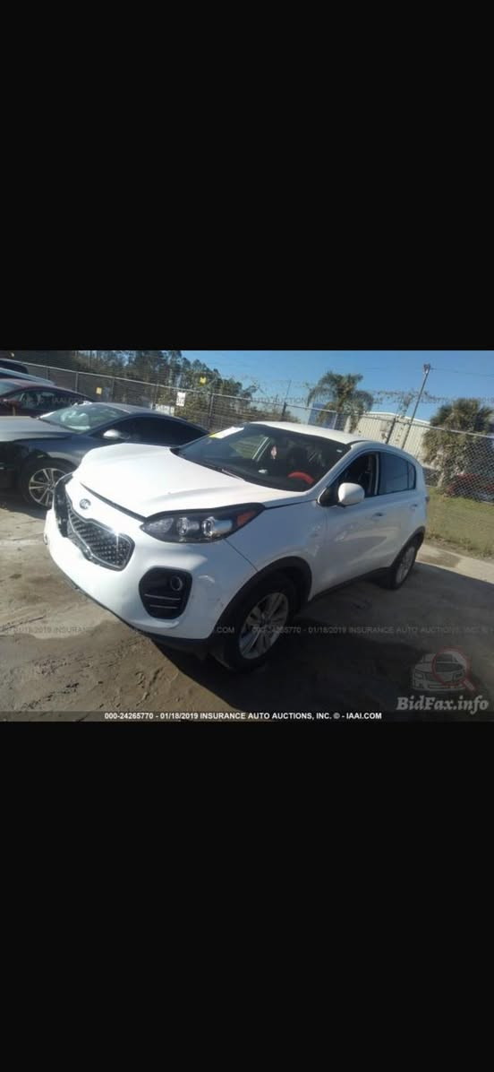 السلام عليكم
كيا سبورتج موديل 17
وارد امريكي حادثها خفيف فقط بنيد و مبدل باوحد وكاله من الشركه
السياره خير من الله
قطعتين تتدفئ وتبريد 
شاشه و كامره
سستم صوت
السياره اعتماديه لأبعد الحدود
محرك 2400
حساسات اطارات 
محرك GDI معلايه يعني ما دك دوانس 
السعر 155قفل 
تحويل مباشر سنويه جديده 
اخوان لحد يدخل خاص مكلف بالنشر فقط 
راعيه هذا رقمه ***********
