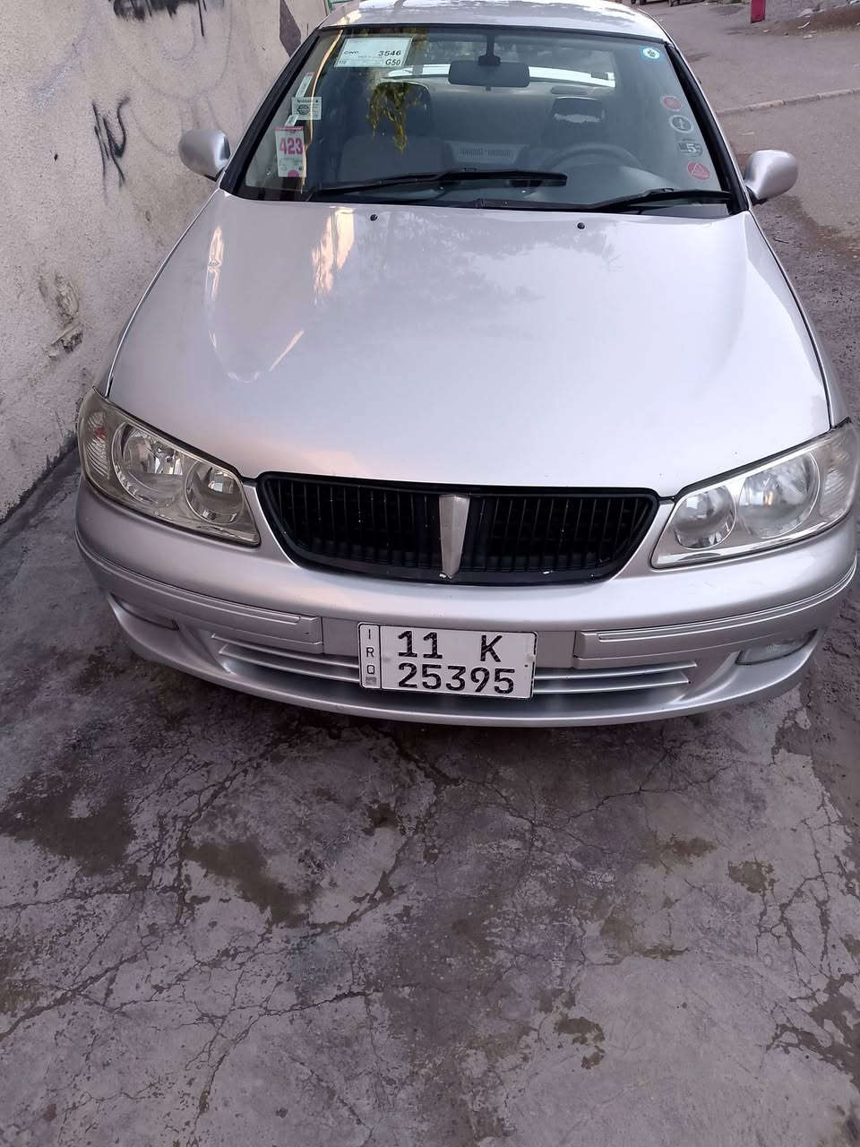 سلام عليكم نيسان موديل 2000 بأسمي تبريد شغال تخم تاير صدر امامي خلفي جديد السياره مصبوغه للجماليه بدون ضربه رقم بغداد دولي مكاني ديالى بعقوبة ورقمي***********
