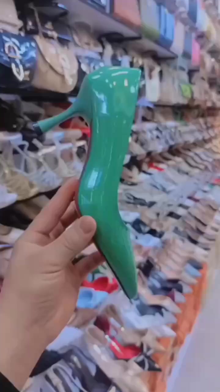 جديد حذاء علو 7سم 👠🇹🇷
متوفر الوان 💥💯احجام 
من 40/36 العنوان حي 
المثنى عماره الروعه (مهند)
زورونا تجدون الافضل 🛍️💯
اهلا وسهلا بيكم #موصل #محافظات


**إذا كنت صاحب هذا الإعلان وتريد حذفه لأي سبب، رجاءا أرسل رسالة إلى الدعم الفني**