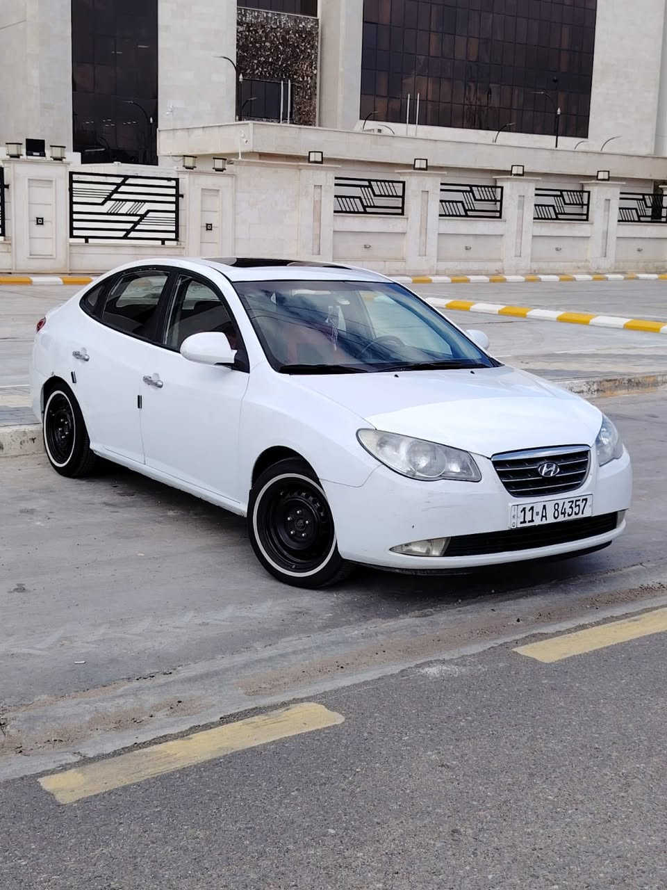 السلام عليكم النتره 2009خليجيه فول موصفات
محرك 1600
صدر تخم تاير كير محرك خير من الله سياره جاهزه على اخر حبايه 
رقم بغداد بسمي 
بيها قطع صبغ بدون ضربه ابيع احزم 
السعر 96وبيها مجال 
بابل محاويل 
***********
