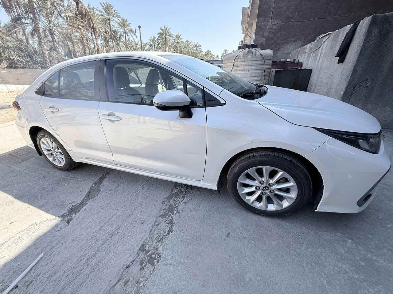 السلام عليكم كورلا 2022 خليجي ياباني بانزين فقط مو تجميع صيني
‏(SAS)
رقم اربيل الجديد  سنوية جديدة لل 2028
موصفاتها 
محرك 1800 بانزين 
بصمة + دخول ذكي 
نظام ترحيب عند اقتراب 
تبريد قطعتين 
حساس استشعار عن القتراب 
نظام قيادة ( سبورت وعادي ) 
كيجات دجتل شاشة 
حساس امامي و خلفي 
مانع انزلاق 
شاشة حديثة 
مري شفط 
حساس اطار وحساس مطر 
السيارة كفالة عامة من بارد والصبغ كفالة  عامة بعدهي بوضع شركة  حتى كتلوكات الشركة بعدهي بالضمان 
المكينة والكير كفاله
للاستفسار ***********
