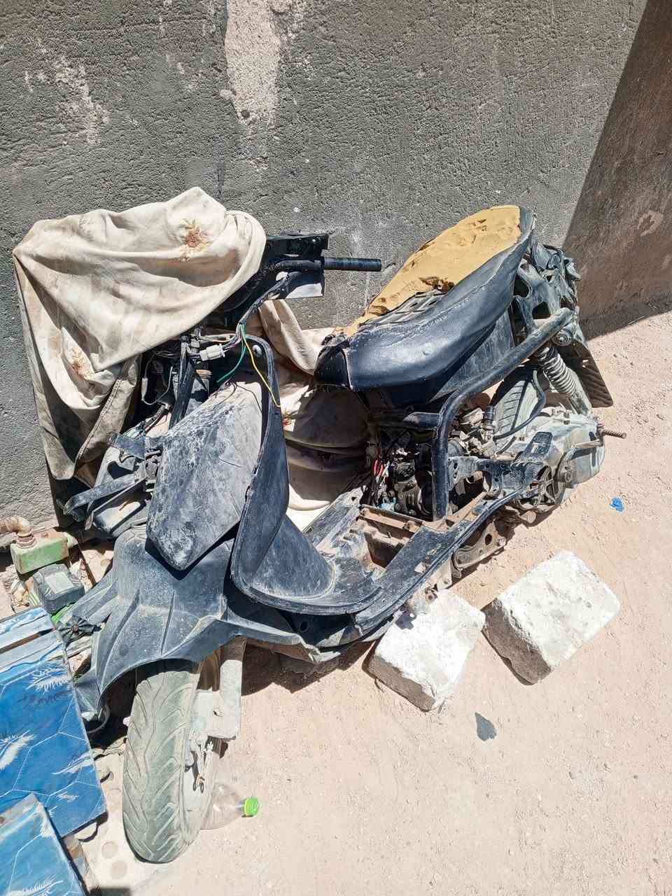 دراجتين فراشه طافيات فحل ونثيه كربلاء الحر الصغير شاف هندر كهربائيات كامله تايرات نضيفه كابريترات فول نظافه وعندي غراض اكسن وقبقات كور السعر خاص


**إذا كنت صاحب هذا الإعلان وتريد حذفه لأي سبب، رجاءا أرسل رسالة إلى الدعم الفني**