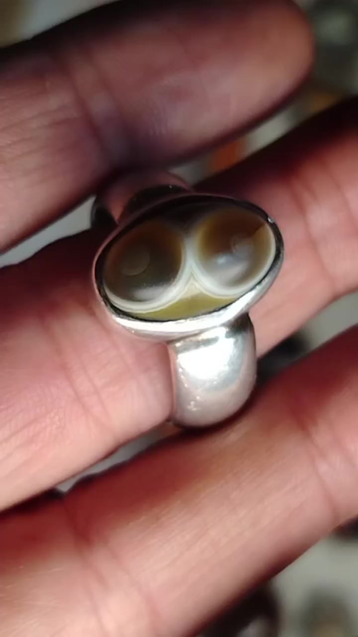 هندي أصيل قديم عينين خاص


**إذا كنت صاحب هذا الإعلان وتريد حذفه لأي سبب، رجاءا أرسل رسالة إلى الدعم الفني**