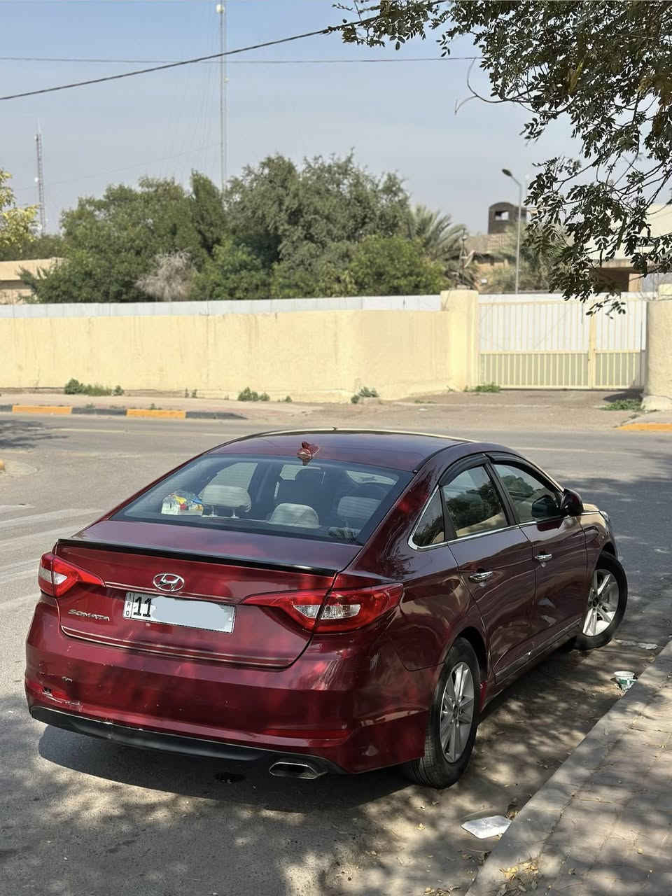 للبيع فقط هيونداي سوناتا 2016 وارد امريكي بيهة 5 قطع صبغ صفحة وجاملغ  دون دواخل بجم كبس شواصي لغود تكم كلة مكفول  
رقم بغداد باسمي الانكليزي وهزة جديد 
مكينة 2400 مكفولة توني شادهة گصة 
كير مكفول 
صدر امامي جديد 
صدر خلفي جديد 
تخم تاير مصار شهرين جددد 
منضومة بانزين كلة مسويلهة ادامة 
تبريد ثلج وتدفئة شغال اكيد 
مواصفات النص فول 
مثلت سرعة تحكم ستيرن 
شاشة وسطية بلادية + كامرة خلفي 
3 وضعيات قيادة 
مانع انزلاق ومنافذ ال Usb 
سيارة جديدة ماشية 103 الف 
كهربائيات كلهة شغالة 
ممتعوبة داخلهة لونين اسود ورصاصي ونضيف حداً واضح بل صور سيارة حلوة مناقصهة شي 
مكاني بغداد حي الاعلام 
سعرهة 112 ورقة مجالهة حك الجية شي قليلد
ورجاء سعري مناسب ومنطيهة حقهة 
***********
