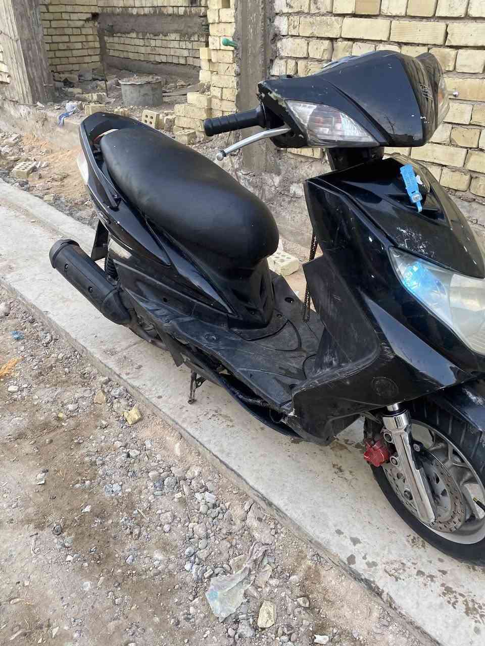 السلام عليكم دراجه سكنس فول بلاد مكفوله الدراجه مكينه مكفوله للبيع او المراوس السعر 500وبيه  مجال


**إذا كنت صاحب هذا الإعلان وتريد حذفه لأي سبب، رجاءا أرسل رسالة إلى الدعم الفني**