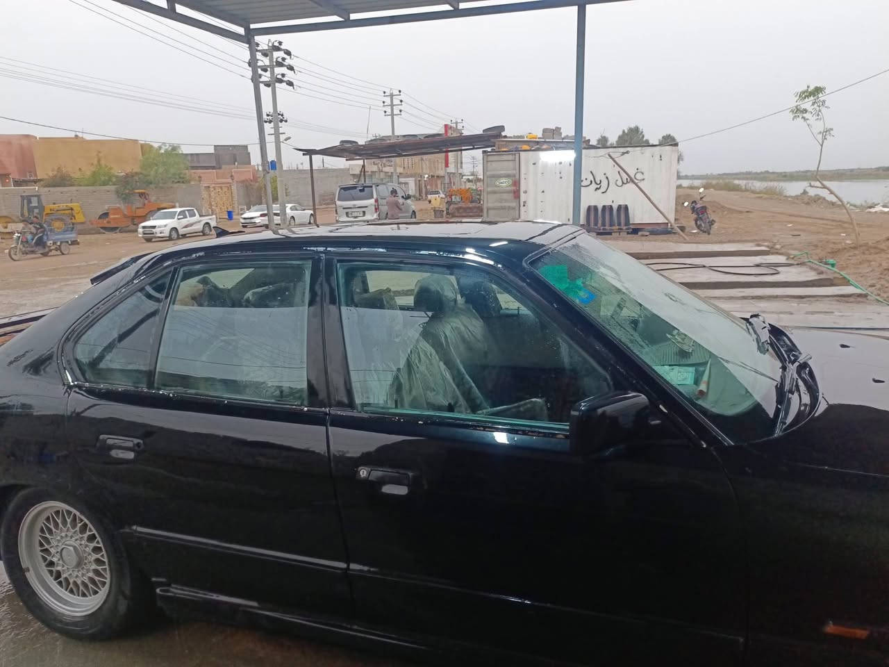 سلام عليكم ورحمه الله وبركاته
بي ام دبليو 525 مسكر عدل تبريد شغال سياره خير من الله سياره بأسمي سعر 55 وبيه مجال الطيبين للتواصل ***********
