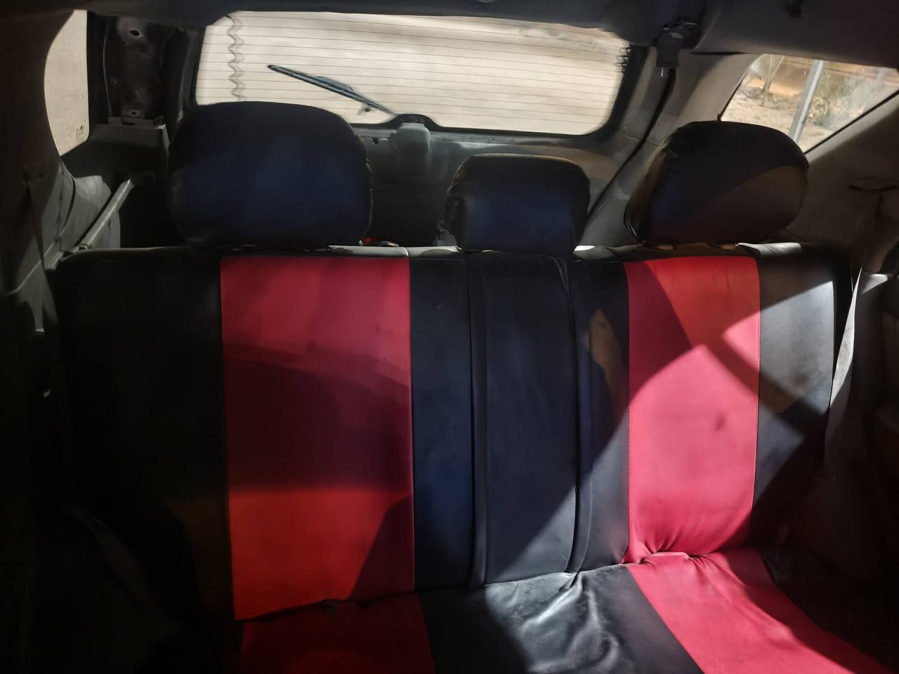 سلام عليكم كيا سورنتو ٢٠٠٧ سياره بيه بخار سياره متجايه عل  صوب عبري سنويه ما ساقطه راعيه جيراني سياره عاطله سياره تاخذ وتطفي ماعرف شبيه سعر ٤٥ وبيه مجال قابل التفاوض مكان نجف رقم ***********
