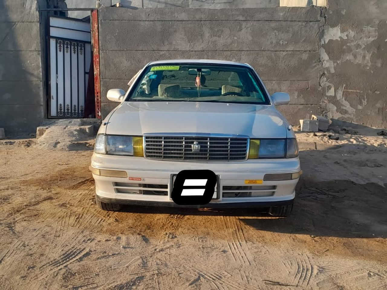 سلام عليكم للبيع سياره كراون بطه فصل رقم بصره دولي مكفوله من الصوليات والضربه والكصه ولشاصي ولكسن ونقل الجثه مكينه وكير 2500 حداديه تخم تاير جديد دواخل حلوه بس يرادله دشبول ويل كب جديد مصبوغه عام جماليه فقط كهربائيات كلهه جديده من الطول للطول السعر 65وبيها مجال مكان البصره التصال أو لاستفسار على هاذه الرقم ***********
