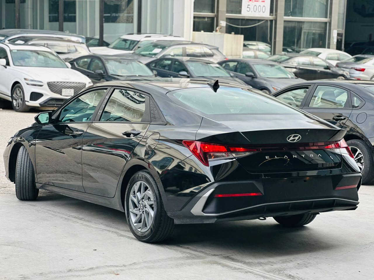 HYUNDAI ELANTRA SEL
هوندا النترا
موديل 2024 
ماشي 13  ألف 
الضرر- ( بدون صبغ  ) 
بدون ايرباك (ماطاك)
السعر 150 ورقه بدون رقم
موصفات  
بصمه 
تشغيل عن بعد 
شاشة ايباد متصل 
ويل كروم 
لايت زينو
رادار امامي 
رادار خلفي 
رادار جانبي 
كاميرا 
تحكم ستيرن
بي بعد اهواي موصفات 
العنوان اربيل - معرض اربيل كارس
☎️%***********☎️***********
