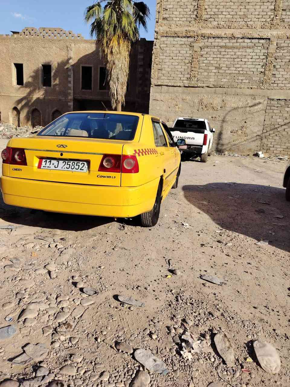 شيري كوين 2010  للبيع
سياره جاهزه مجهزه من كلشي 
رقم مسطره سنويه الى 2030 بأسمي باج لزكات وصولات مال هيئه وياها كامله هيئه غرامات صفر تاخذ مني برائة ذمه وهزه مختومه من المرور جاهزه كبل علتحويل مشروع وطني وين يعجبك تحول سياره صبغ حزام جماليه فقط مكفول من الحادث ادامه كامله عليها وايرمنيه بلك نوزل عينه كلج كلو جديد ياباني صدر امامي خلفي جديد محرك الاصلي معمر رايمن بساتن مازده ياباني شرط مكينه كير شرط 
تبريد شغال ثلج كمبريسر ياباني تخم تاير جديد 
شاشه كبيره دوشمه جديده
السعر 28 ومجال رقم هاتف وبي واتساب هم
***********
مكان السياره موصل
