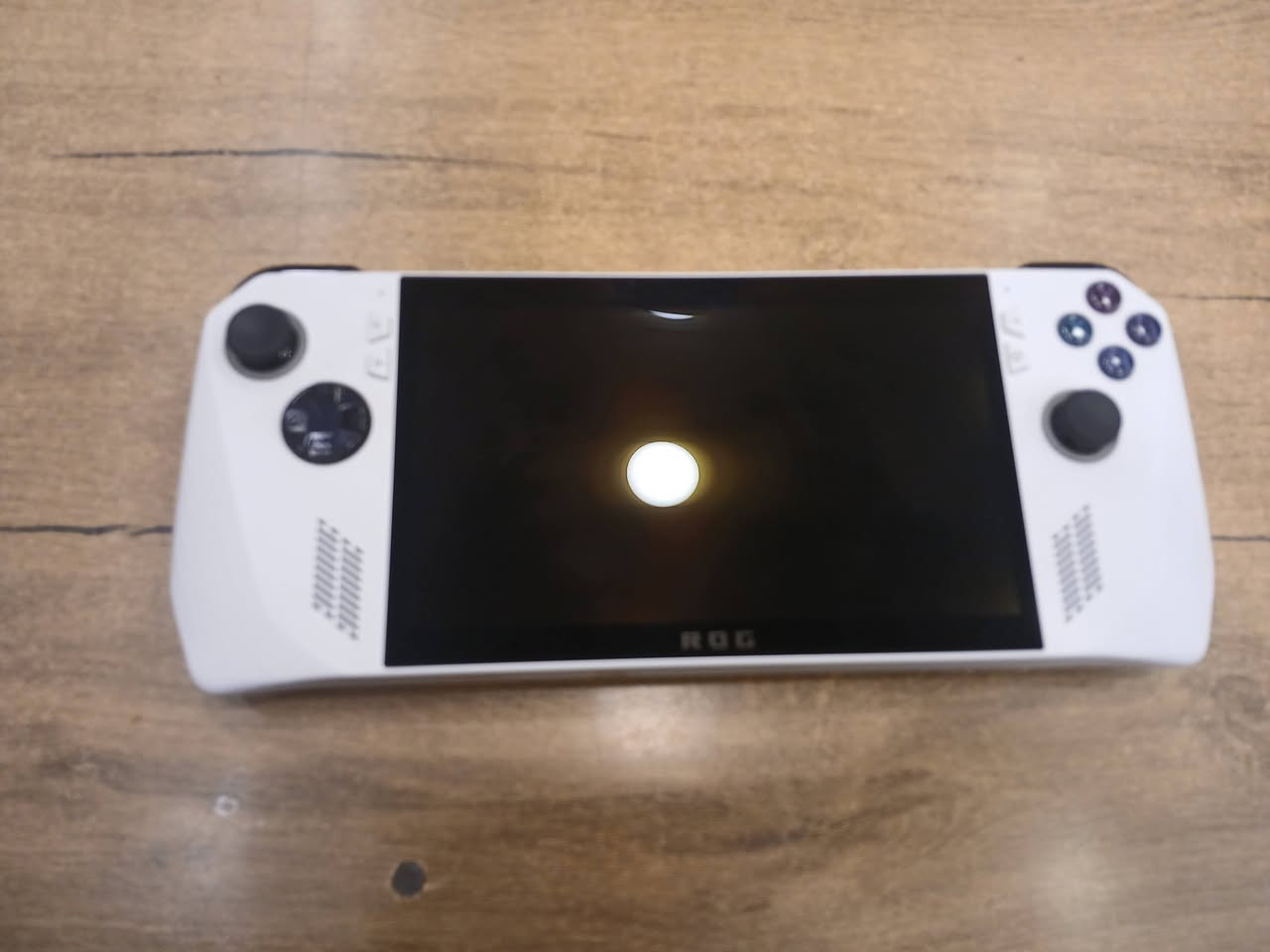 السلام عليكم
متوفر اسوس روج اكستريم( ذاكره ١ تيرا) مستخدم مكان بغداد 
*********** السعر ٥٧٥ 
اخوان ملاحظه اذا اتريده ذاكره ٥١٢ فراح يكون سعره ٤٧٥ نهايته
