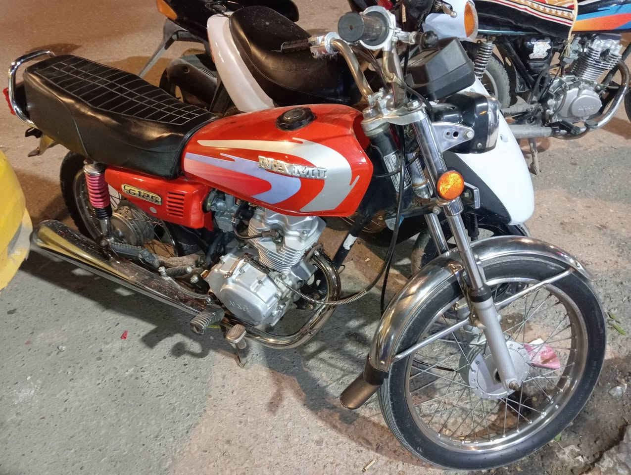 السلام عليكم دراجه نامه موديل 20 اوراق اصوليه وكيل سيد خلدون سعر مليون100وبيه مجال رقم الهاتف ***********
