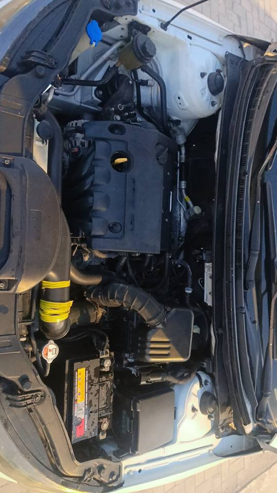 كيه سيراتو ٢٠١٢ سياره جديدة جاهزة من كلشي ماشيه ١٠٠ الف سياره ما ماشيه جديده كلش مال بيت مال جناي لايت زنون شاشه حداديه جديدة تخم تاير نضيف مكفوله من التبديل كلها ليبل واحد بيها بارد بسيط بيها طخه خلف الدعاميه الخلفيه فقط كهربائيات كلها شغاله تبريد مكينه دوش ١٦٠٠ خليجي شعرها 110 بيها مجال بسيط حق الجيه مكاني البصرة القبله *********** البصرة, العراق
