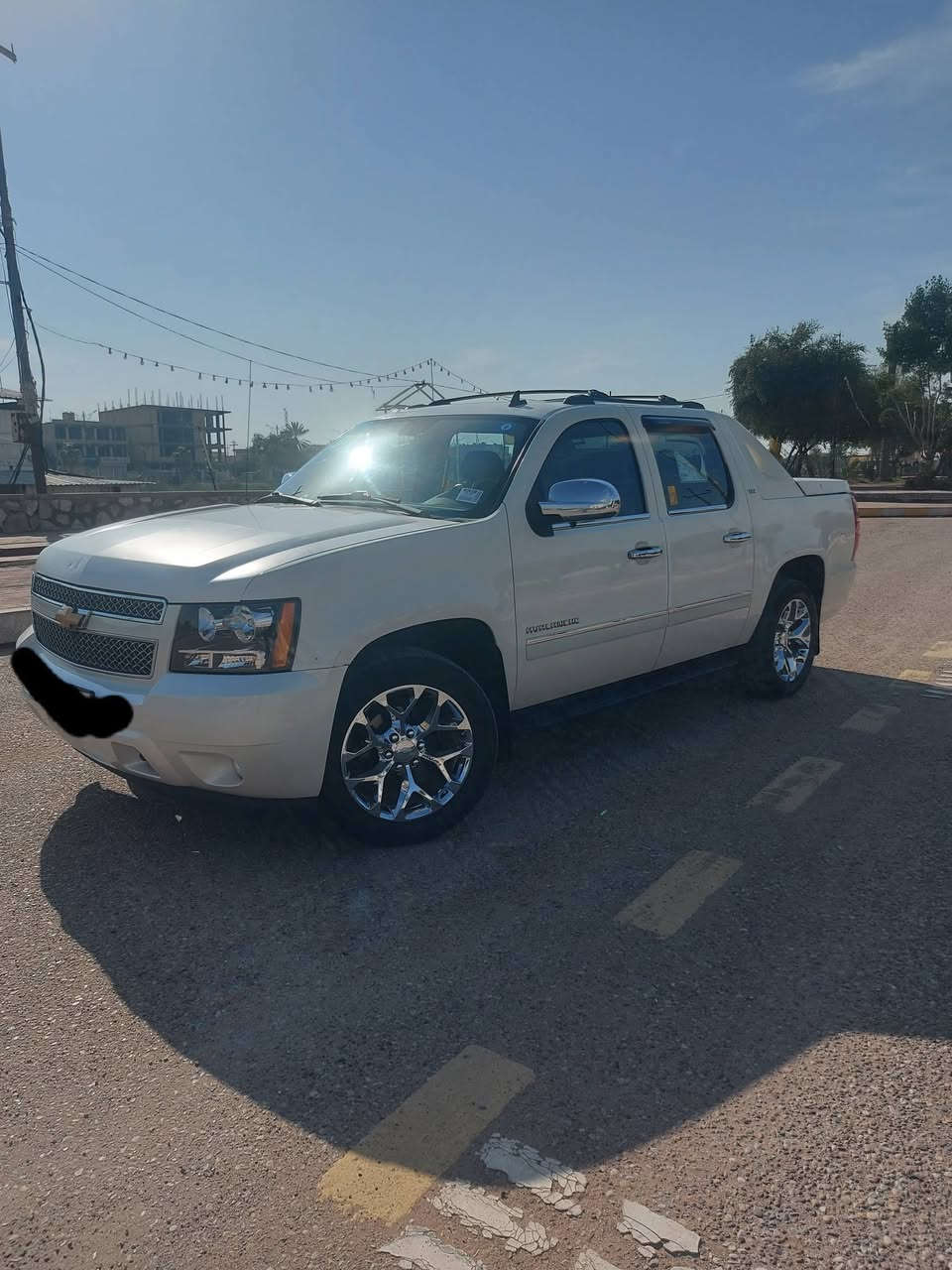 للبيع تاهو افلانج موديل / ١٢ / رقم بغداد انكليزي تحويل مباشر/ سياره جديده وجاهزه / مكينه كير حداديه تخم تاير كهربايات تبريد كلهه جديده مكفوله كفاله عامه من ضربه وكص وتبديل بيهه فقط جاملغ صبغ بدون حادث سعرهه / 170 / وبيهه مجال مكانهه بلعماره / ***********
