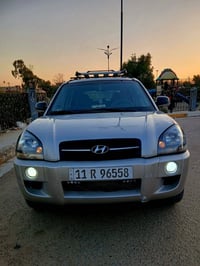 توساون موديل ٢٠٠٨ خليجي مكينه كير حدادية وتبريد جاهزات كير عادي المكان...