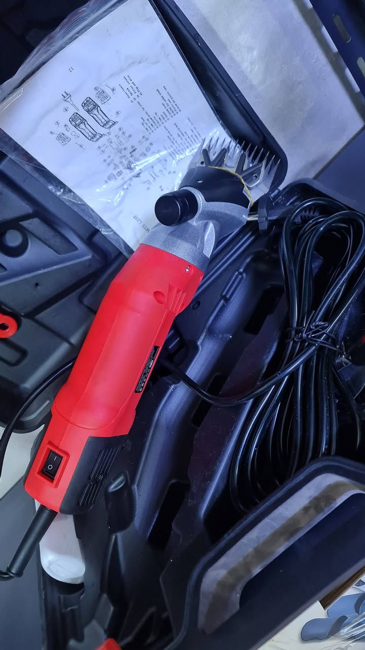 مكينة قص صوف الاغنام والحيوانات خلي سعر وبالعافيه


**إذا كنت صاحب هذا الإعلان وتريد حذفه لأي سبب، رجاءا أرسل رسالة إلى الدعم الفني**