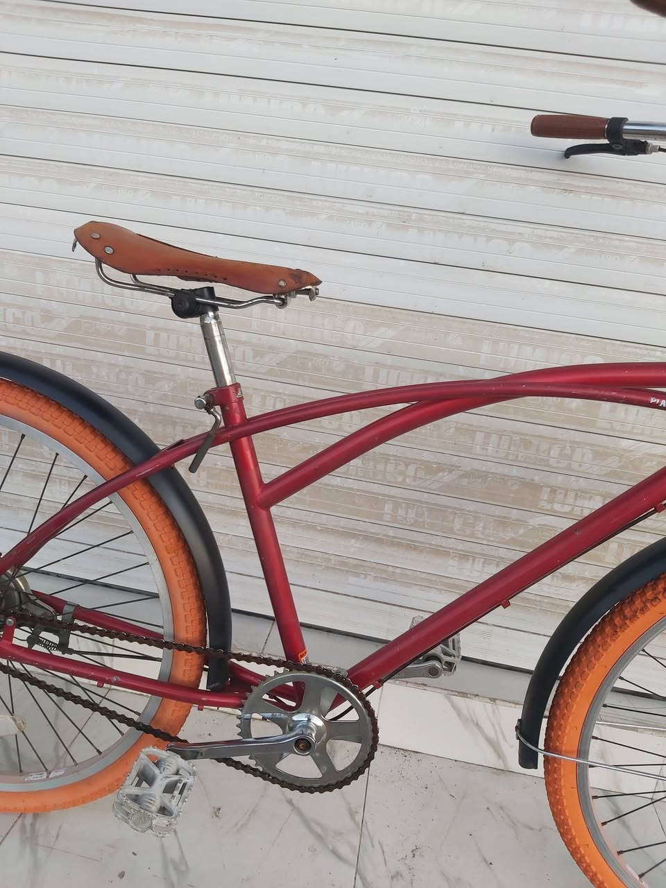 بالة ياباني كلاسك 
حجم 26 تاير جبلي
ويالة المنيوم
سرعة واحدة
جاهز بدون نقص او خلل
   ✈يوجد توصيل لجميع المحافضات ✈
كركوك مدخل سايدين حي الاسرى والمفقودين 
معرض ابو شيفان ( *********** )
