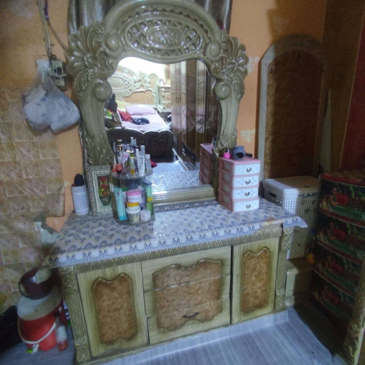 السلام عليكم
غرفة وكاونتر للبيع
العنوان الأصمعي الجديد
للإستفسار الاتصال على الرقم ***********
