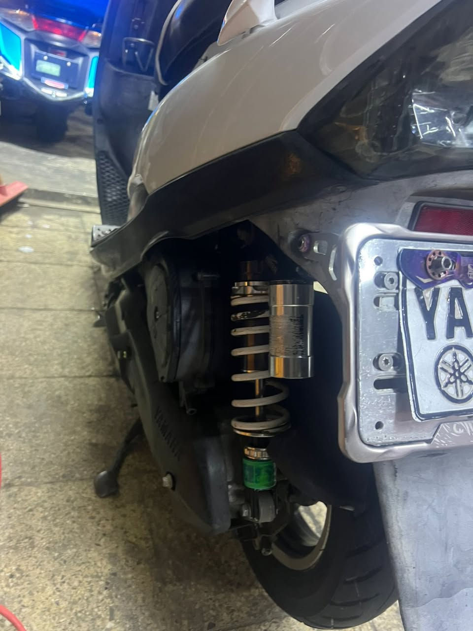 السلام عليكم ماكس 120
55بلادي  بيها كومه غراض وكفر مال اربع ولفات دراجه مال رمبه ***********
