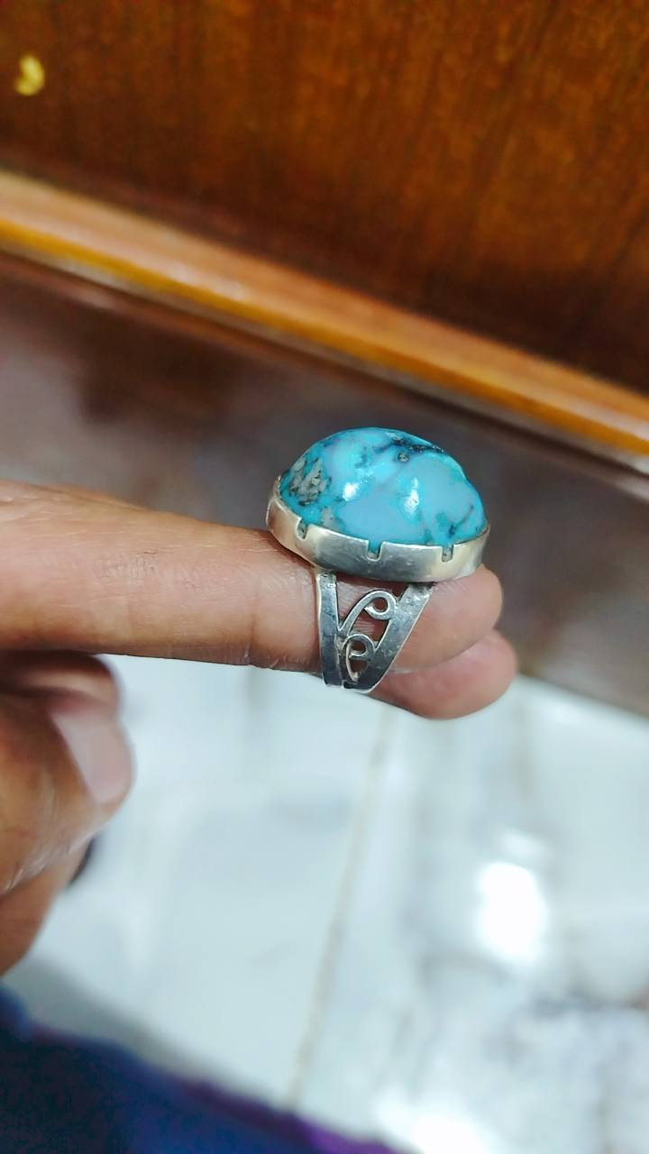 يوجد محابس عدد سته فيروزي 3و عقيق يماني 1وعقيق انسي 1وسليماني 1..وحجرات اثنين وحده جزع والثانيه ماعرف.. وزوج حجرات سوه هم ماعرفهن ..وسبحه فيروز واسوار فضه كلمن وسعره والسعر ع الخاص الي يحب دخلي..


**إذا كنت صاحب هذا الإعلان وتريد حذفه لأي سبب، رجاءا أرسل رسالة إلى الدعم الفني**